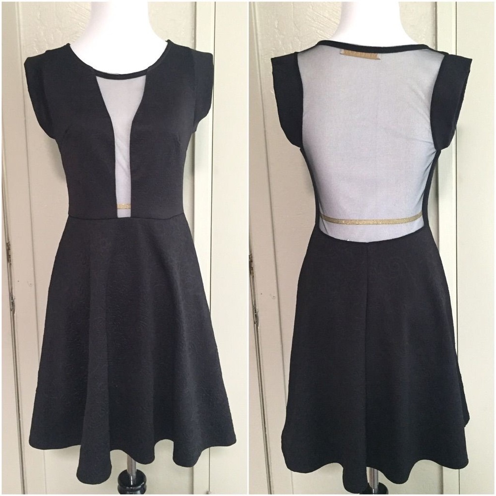 Like New 🖤 | Malloy LA Little Black Skater Dress